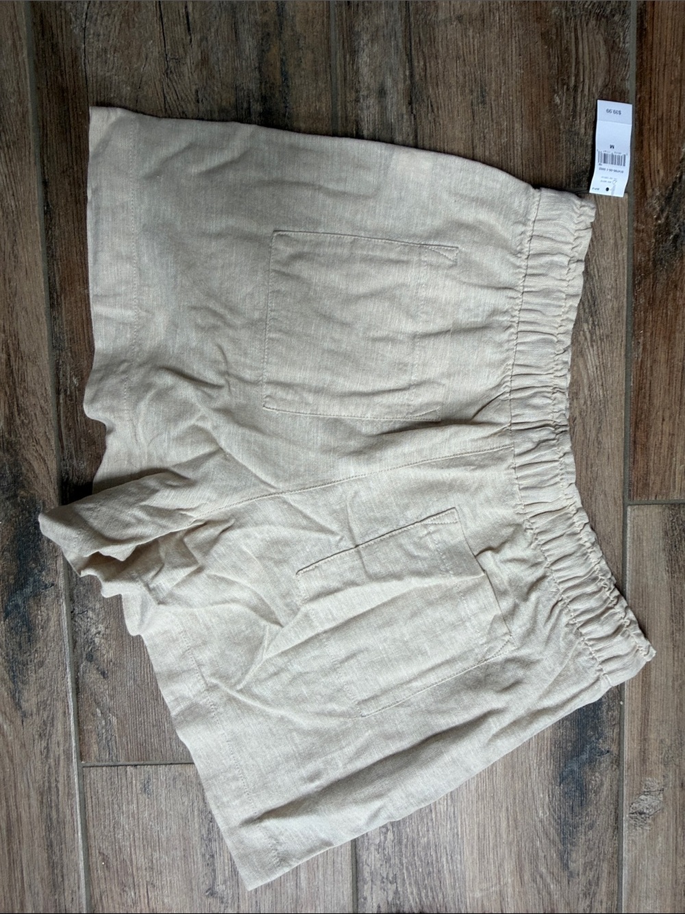 Linen shorts in Cream - Picture 4 of 5